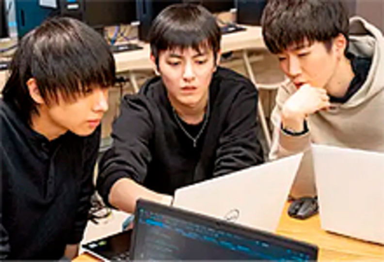 バンタンゲームアカデミー　大学部　名古屋校の風景