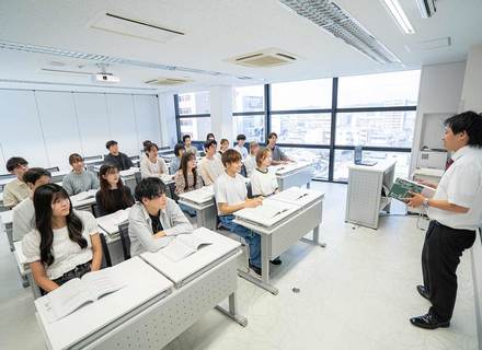 姫路情報システム専門学校の特長２