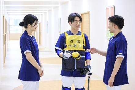 令和健康科学大学 グループ病院・施設と連携し、最先端の医療現場で実践力を養うことのできる環境