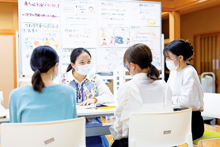 鹿児島純心大学 看護師国家試験受験資格に加え、選択制で保健師・助産師の国家試験受験資格、養護教諭一種免許状＜国＞も取得することができます