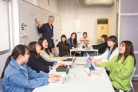 筑紫女学園大学 いつでもそばで支えてくれる先生たちがいる