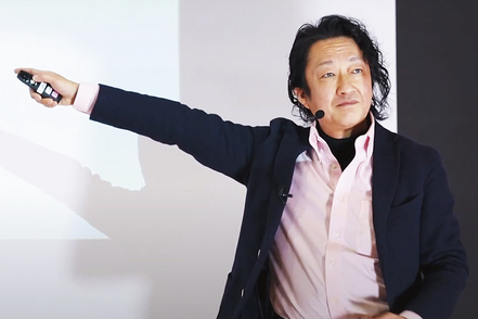 九州産業大学 【日本文化学科】戦前、大陸に渡った日本人教師による教育、異文化交流を研究。これからの日本で起こり得る状況へのヒントを探究