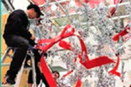 九州産業大学 【生活環境デザイン学科】家具・靴・博多織などの商品開発、商業施設の展示などを通して課題解決のプロセスを実践的に学びます