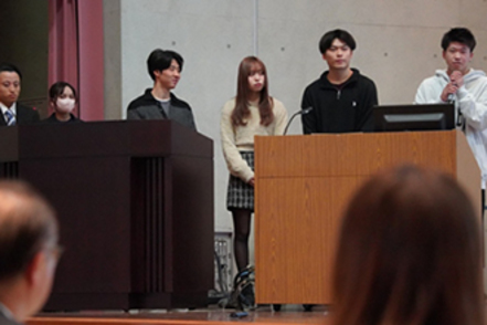 熊本学園大学 商学部：商学部開設70周年記念ビジネスコンテストを開催。学生が社会課題をテーマに企画・発表を行いました