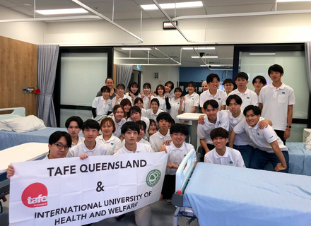 福岡国際医療福祉大学の特長２