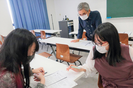 広島都市学園大学 発達障がいを抱えた子どもの発達や保護者の子育てについて知り、多様な支援のあり方等を学びます