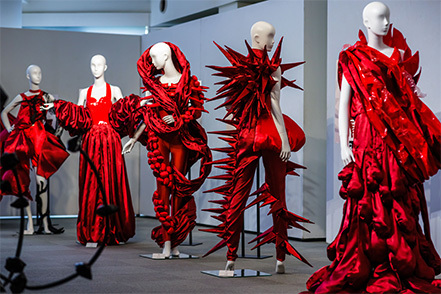 大阪成蹊大学 「３年生展」を企画・運営し、作品を発表