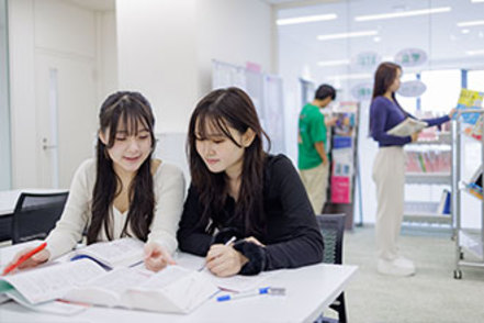 大阪成蹊大学 現役合格を実現する万全の国家試験サポート体制！