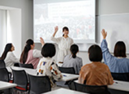 大阪成蹊大学の特長２