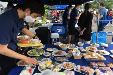 大阪青山大学 開発食品を万博で紹介するなど地域や企業とのコラボで多彩な体験の機会！ガンバ大阪などのスポーツチームとの連携企画も展開