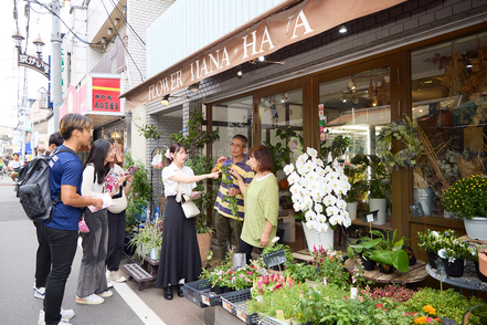 大阪国際大学 仲間とともにさまざまなプロジェクトに挑戦。地域社会に飛び出して調査や課題解決に取り組みます。