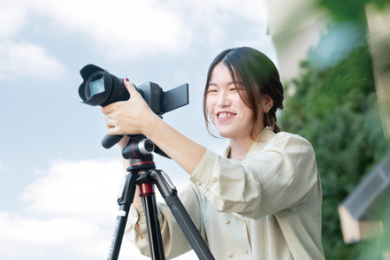 大手前大学 学外のプロジェクト参加で、表現することの社会的意義を学ぶ。古民家の再生など、地域社会に根ざした授業を展開します。