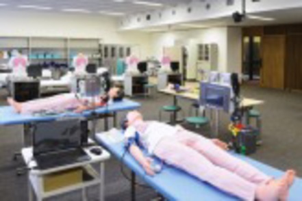 同志社女子大学 自己学修を支援する最新の設備を備えたプラクティカル・サポート・センター（通称PSC）