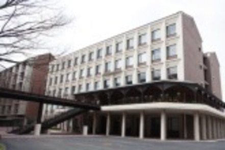 同志社女子大学 看護学の専門分野ごとに実習室を設置している蒼苑館