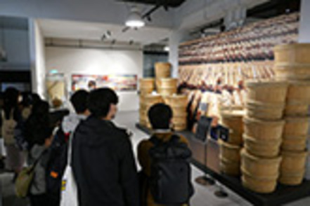 甲南大学 歴史文化学科では、学生と教員が共に活動し、歴史文化に関わる事象を実践的に学ぶ「歴らぼ（歴史文化らぼ）」を展開しています。