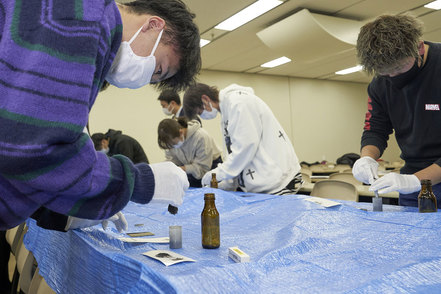 大阪学院大学 警察官・消防官に直結した科目を開講。毎年多くの警察官・消防官を輩出。