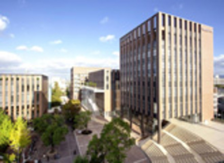 大阪経済大学の特長１