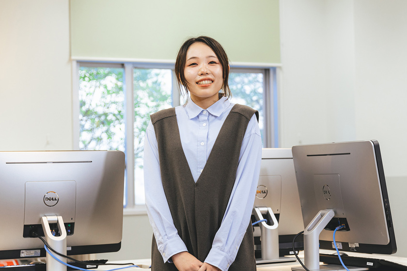 流通科学大学の学生