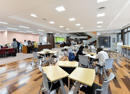 大阪樟蔭女子大学の特長２