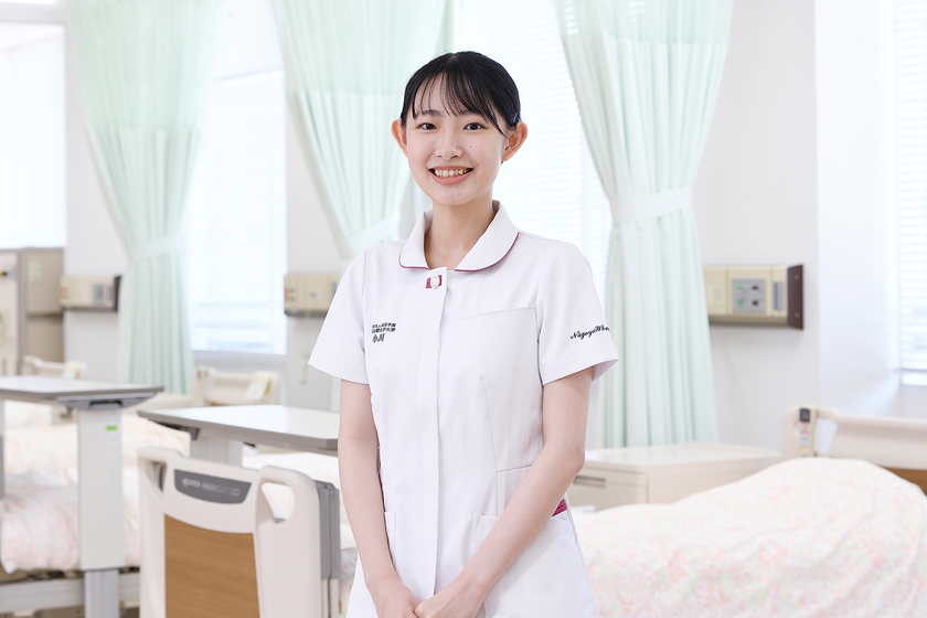 名古屋葵大学の学生