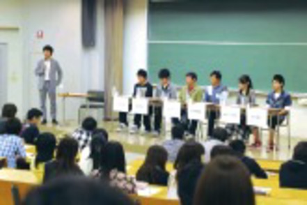 中京大学 難関公務員や優良企業内定者による合格体験談、法学的思考を身につけた講師の話が直接聞けます