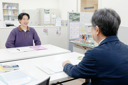 中部大学 学部内にある教職課程センターには教職経験豊かな専任教員がおり、面接などの個別指導を受けることができます