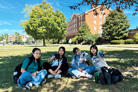 中部大学 「英語英米文化学科」では、異文化体験を通じて、高度な英語運用能力を養うことができます
