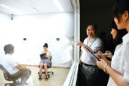 愛知淑徳大学 【社会福祉専攻】専門職に必要とされる知識と技術を修得する演習形式の授業をおこないます