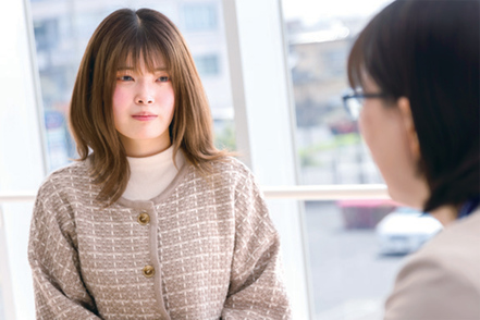 東都大学 不安なことがある時は先生に相談しています