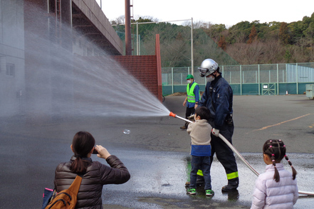 関東学院大学 ゼミでの活動として、関ヶ谷自治会と一緒に「防災フェスタ」を開催しました。