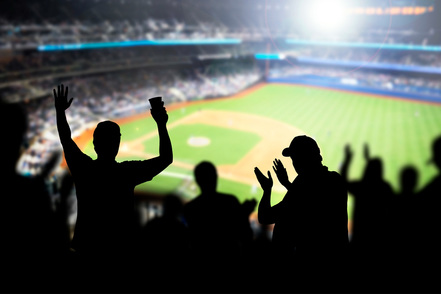 亜細亜大学 「スポーツキャリアデザイン領域」では、スポーツビジネスやスポーツ政策を学び、フィールドワークでマネジメント力を磨きます。