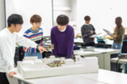 東北工業大学 生活デザイン学科／これからの生活、そして地域の安全安心をささえる知と技のデザインを学びます