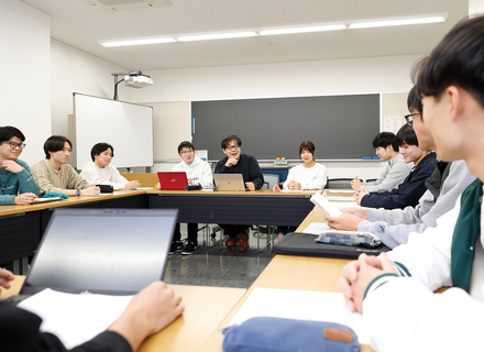 佛教大学の特長２