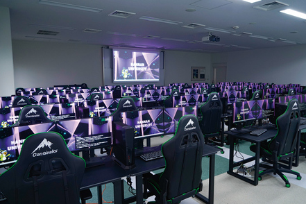 阪南大学 5つの分野を専門的かつ横断的に履修可能。文系・理系の枠組みを超えて、興味や将来の目標にあわせて学び方を選べる。