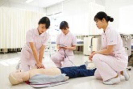 東海学園大学 実践的な学びが豊富。養護教諭となった卒業生たちが、現場で多数活躍しています。