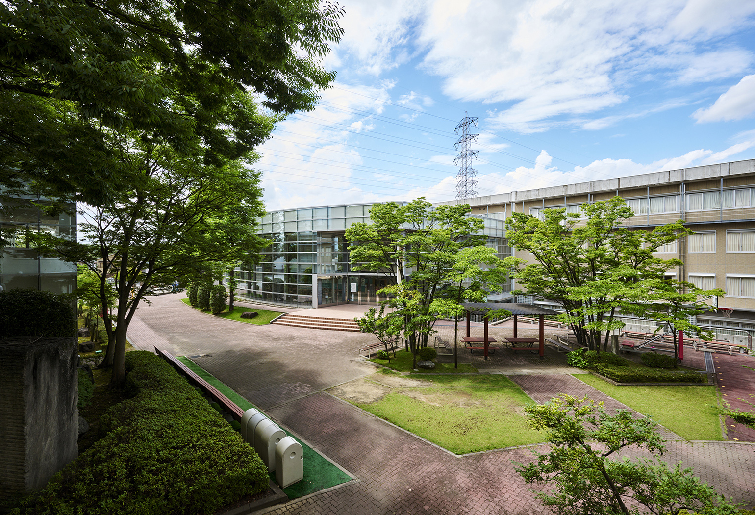 中部 大学 偏差 値