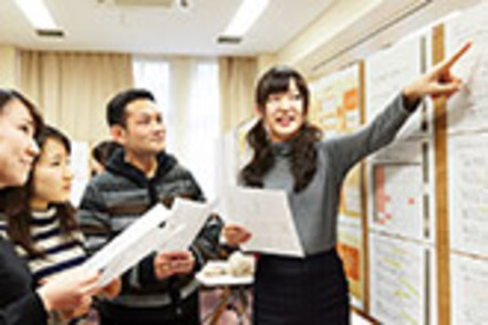 神戸女学院大学 文学部では「学ぶこと」だけでなく「学び方」も自分自身で見つけます。