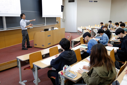 千葉商科大学 瑞穂会では、日商簿記検定合格をめざす学生を対象に、定期的に講座を開講