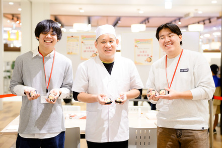 東京未来大学 足立区の老舗和菓子店「伊勢谷かま田」と和菓子の新商品開発プロジェクトを実施。ねりきり体験のワークショップをお手伝い。