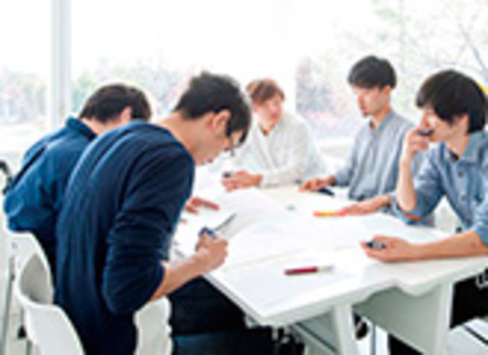 共愛学園前橋国際大学の特長１