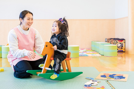 城西国際大学 さまざまな進路に対応した3つのコースを設けている福祉総合学科