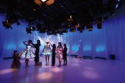 桜美林大学 舞台美術、照明、制作、脚本、海外演劇までさまざまな側面から演劇を学びます。