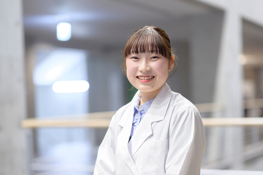 明治薬科大学の学生