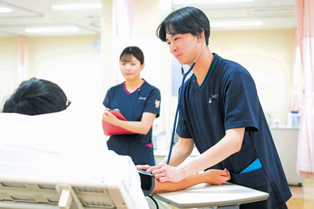 淑徳大学 学年全体で学生同士が支え合い、自主練なども積極的に行う雰囲気があります。