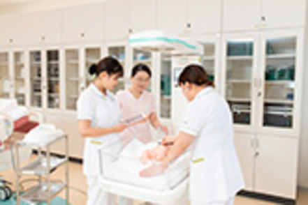 大東文化大学 最新の設備を使用し、より現場に近い環境で実践力を身につけることができます。