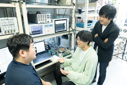 東京電機大学 ベアリングレスモーターの駆動実験