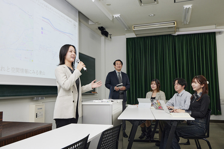 青山学院大学 「経営演習」 流通システムと都市に関する理論的・実証的研究と手法の習得、国際共同研究に注力します［マーケティング学科］