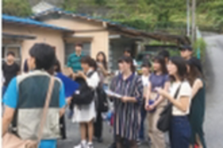 立教大学 コミュニティ学演習・政策学演習・ソーシャルワーク実習など多彩なフィールド型科目。福祉やコミュニティの現場を体験的に学修。