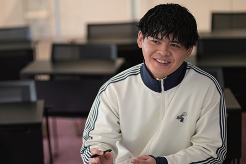 名古屋外国語大学の学生