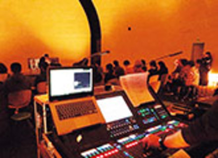 大阪芸術大学の特長３